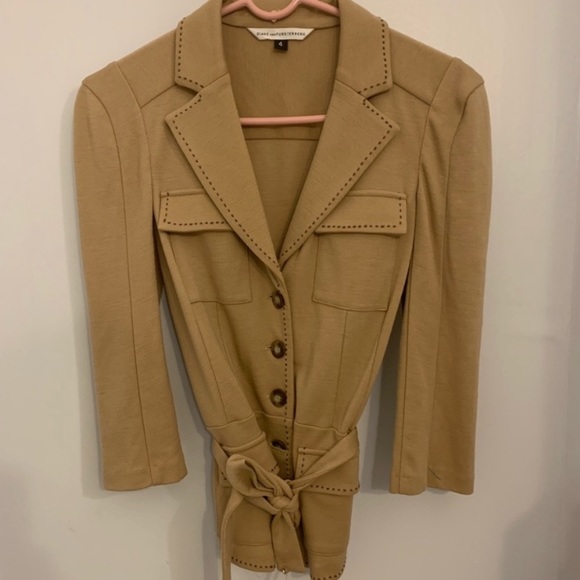 Diane Von Furstenberg Jackets & Blazers - Diane Von Furstenburg tan button down jacket